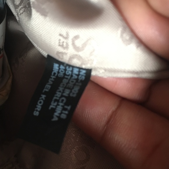 👜 Michael Kors Navy Blue Handbag 👜 - Picture 13 of 14